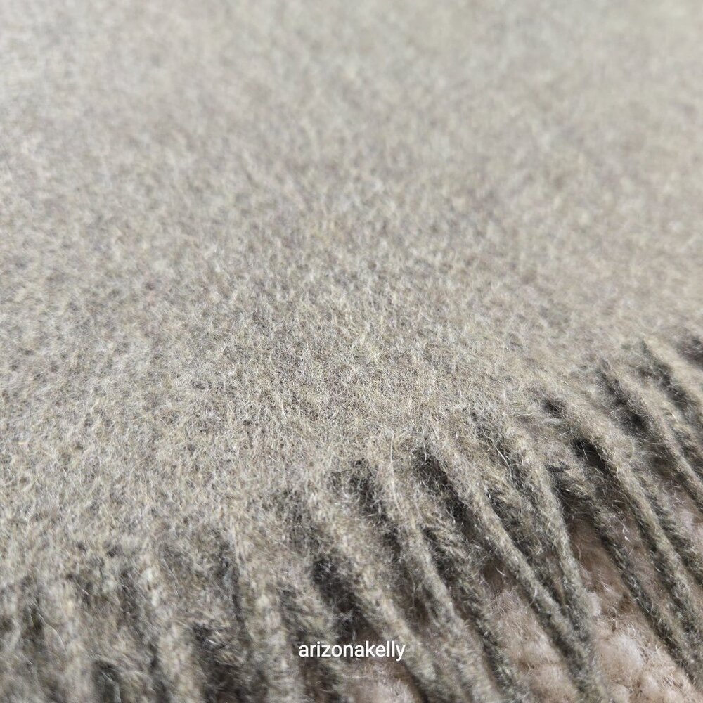 NWOT Cashmere Scarf Olive Green - Picture 13 of 14